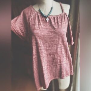 Boutique High Low Off One Shoulder Tee